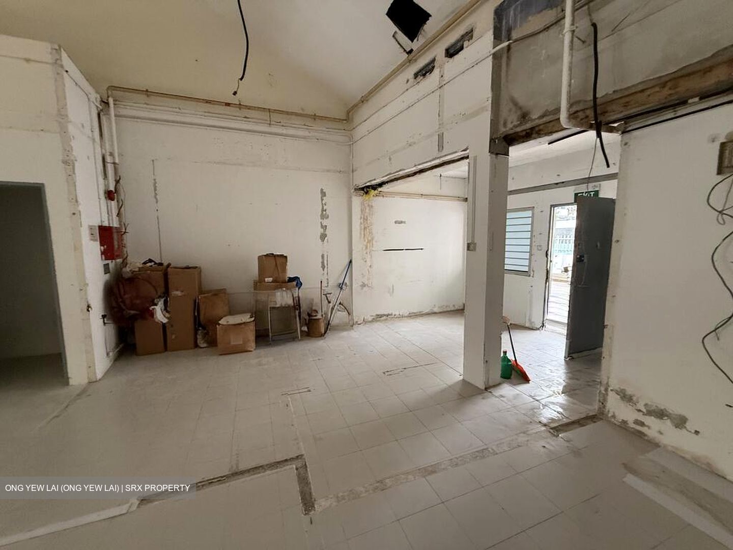 Lorong Bachok (D14), Office #522455021